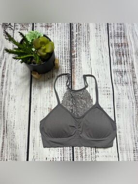 LAURA ASHLEY Bralette